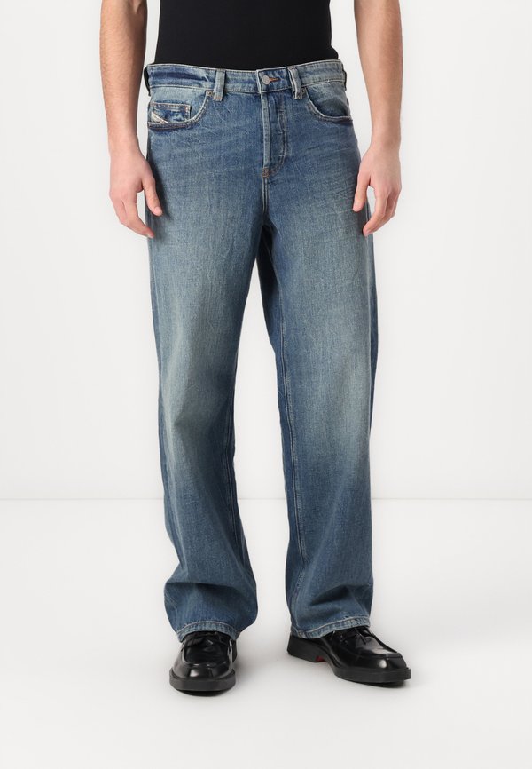 MACRO - Loose Jeans