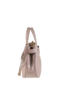 Borsa in pelle rosa chiaro con doppi manici e una tracolla rimovibile. Presenta una forma strutturata e dettagli di cucitura sottili.