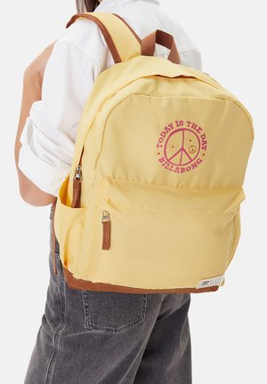 Billabong, BILLABONG BACKPACK WOMEN'S YELLOW BLB-KS-002-07 - Rygsække - yellow