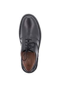 Černé kožené společenské boty s kulatou špičkou, šněrovacím designem, polstrovaným límcem a měkkou stélkou. Obsahují kontrastní prošívání a texturovanou gumovou podrážku.