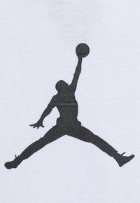 Thumbnail Image 3
