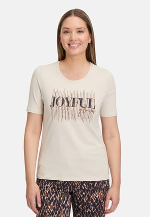 MIT PLACEMENT - Print T-shirt - patch beige dark blue