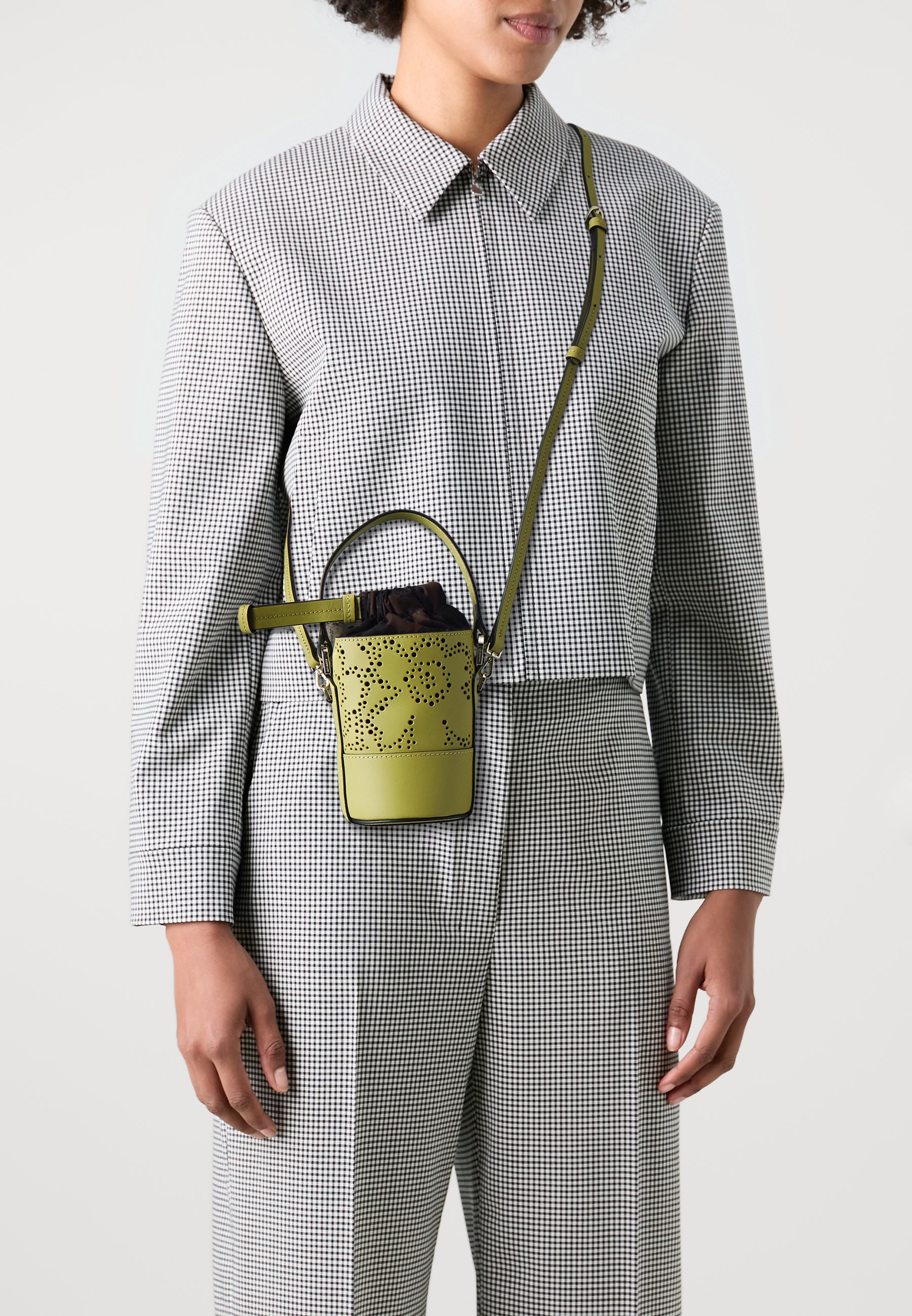 24AW■marimekko■Imprint Nano Bucket 3D Unikko バッグ Marimekko Imprint Nano Bucket Bag 3D Unikko, Silver - Eleish