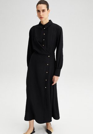 BUTTON DETAILED - Kreklkleita - black
