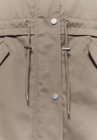Vero Moda Curve Parka - khaki