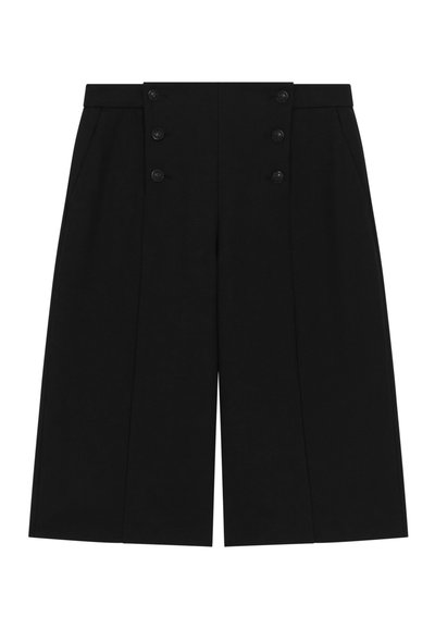 Culotte nere con vita alta, dotate di sei bottoni frontali, tasche laterali e una silhouette a gamba larga per ventilazione e comfort.