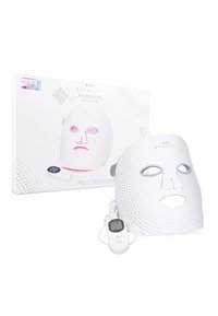 LED-ansiktsmask med en slät vit yta, cirkulära perforeringar, rosa detaljer och en ansluten fjärrkontroll för justering av inställningar.
