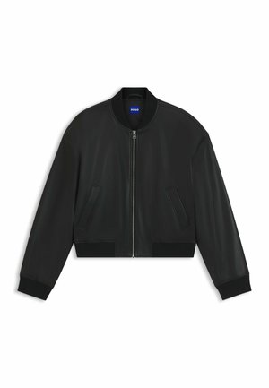 Giacca bomber in pelle nera con colletto, polsi e orlo a costine. Presenta una chiusura con zip e due tasche laterali. Texture liscia, design cropped.