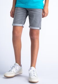 Petrol Industries Shorts vaqueros - light grey