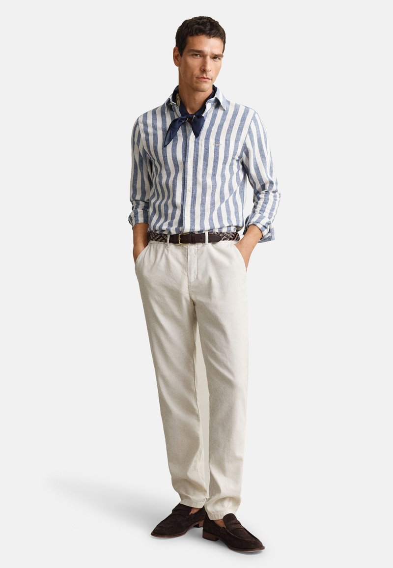 GANT REGULAR STRIPE - Košile - blau