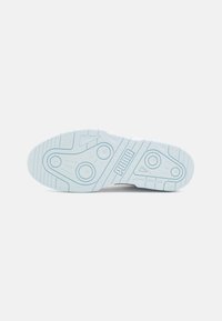 Puma SLIPSTREAM  - Joggesko - white/dewdrop