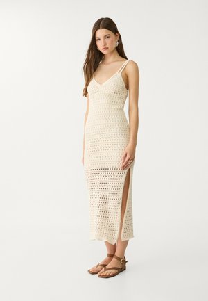 Robe pull - mottled beige