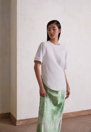 RAGLAN SLEEVE - Apdrukāts T-krekls - white