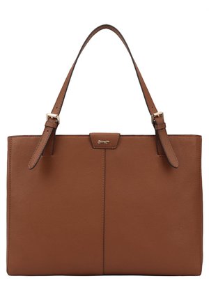 Bruine leren handtas met twee verstelbare bandjes en een klein metalen logodetail op de voorste middelste flap.
