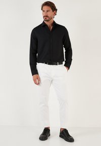 Buratti Formāls krekls - black