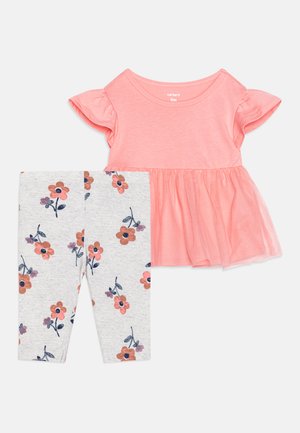 Vêtements pour bébé Carter's