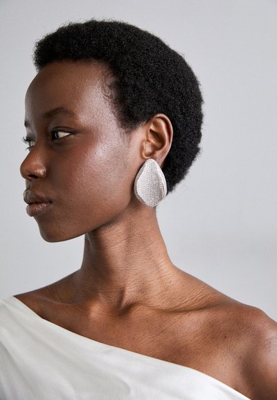 Cult Gaia ERIN EARRING - Boucles d'oreilles - silver-coloured