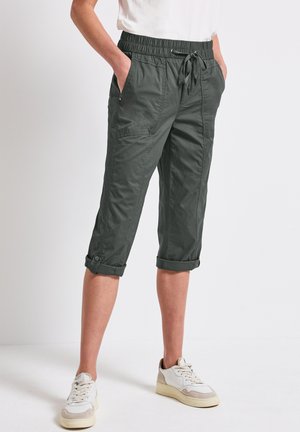 3/4- MIT TURN-UP - Shorts - grün