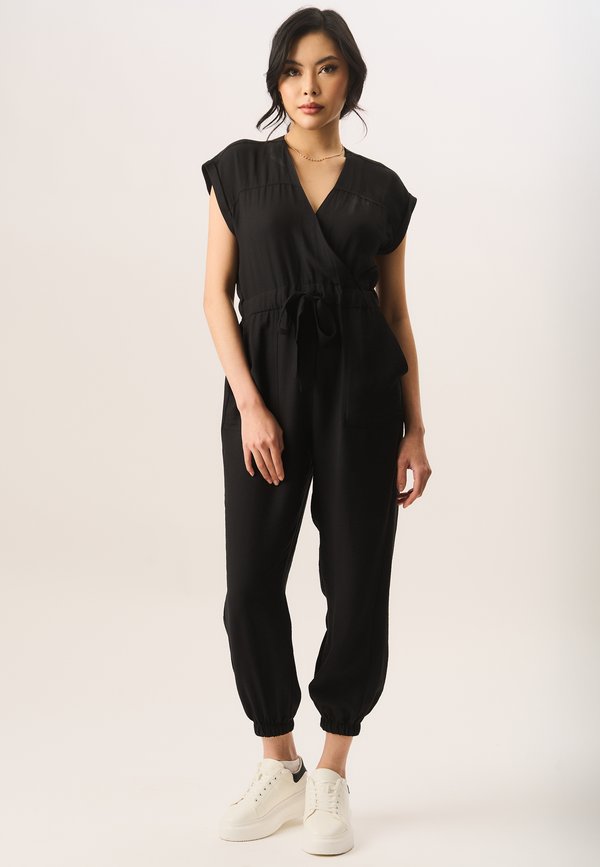 WAIST TIE POCKET DETAIL PLAY - Jumpsuit