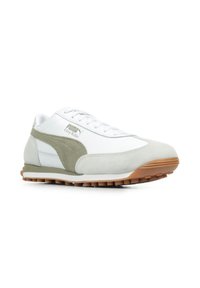 Sneakers Puma Easy Rider s bílou kůží, olivovými semišovými akcenty, hnědou gumovou podrážkou a klasickým šněrováním.