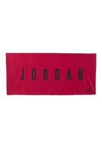 Rød rektangulær håndkle med «JORDAN» i store svarte bokstaver og en svart Jordan-logo i det nederste hjørnet. Myk tekstur.