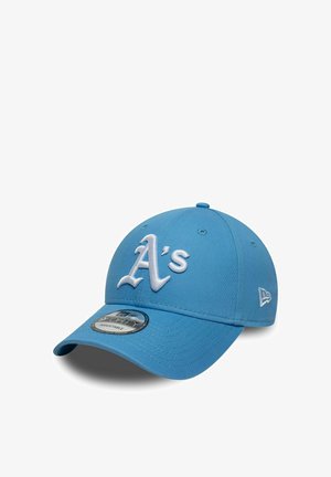 Cappellino da baseball blu regolabile con logo "A's" bianco ricamato sul davanti e logo New Era sul lato.
