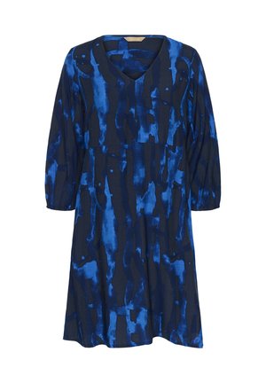 Navy blauwe jurk met een V-hals, driekwart mouwen en een abstract blauw aquarelpatroon. Zachte stof met een losse, vloeiende uitstraling.