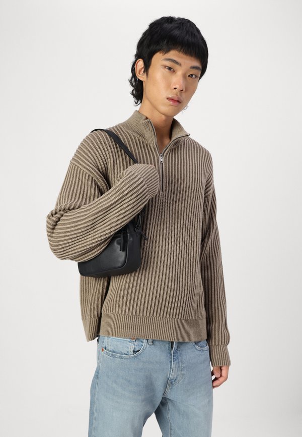 Oversized Quarter-Zip Sweater - Jumper - morel2