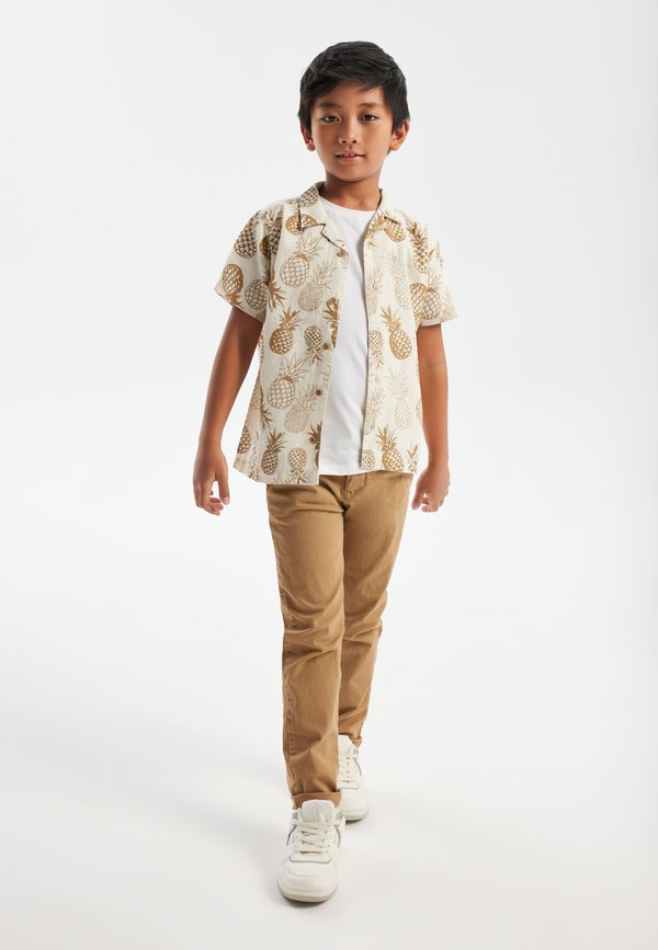 TAPERED LEG AND REGULAR FIT - Chino - tan