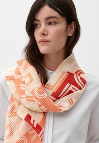 s.Oliver MIT PLISSEEFALTEN - Écharpe - rostrot