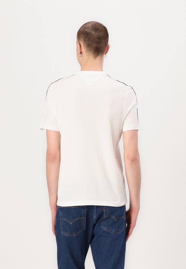 GLOBAL STRIPE TAPE TEE - Basic T-shirt2