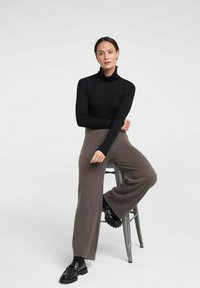 Holebrook HILDA - Tygbyxor - dark taupe