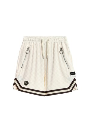 Pantalones cortos blancos texturizados con cintura elástica, cordón, bolsillos con cremallera y tiradores en forma de anilla, y rayas oscuras cerca del dobladillo.