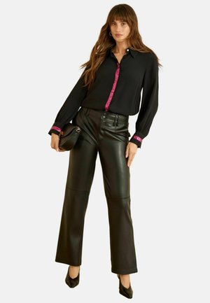 Button-down blouse - black