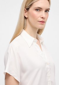 Eterna VISCOSE SHIRT - LOOSE FIT - Overhemdblouse - off white
