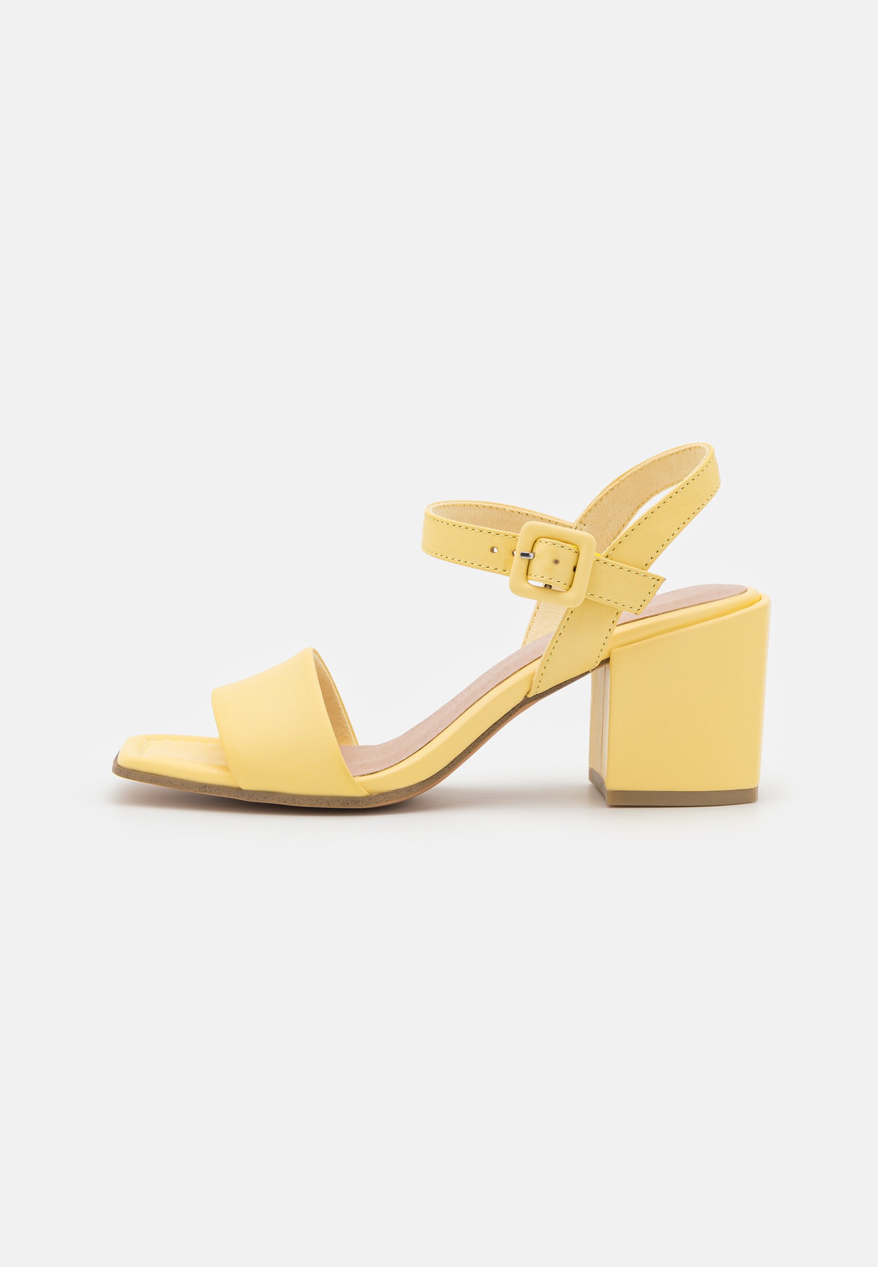 marco tozzi yellow sandals