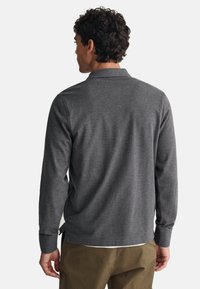 GANT SHIELD RUGGER - Poloshirt - antracit melange