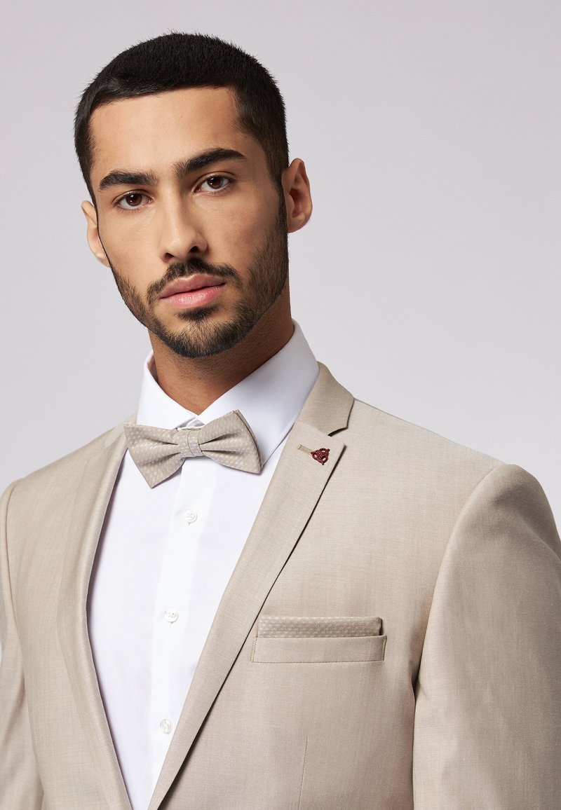 ROY ROBSON SET - Pochet - beige