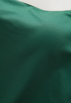 Dunkelgrüner Stoff mit glatter, leicht reflektierender Oberfläche. Verfügt über eine feine gerippte Textur und gleichmäßige Farbe im gesamten Material.