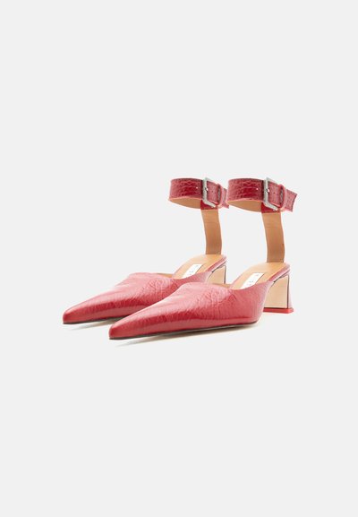 MIISTA QORI ANKLE STRAP - Κλασικές γόβες - red