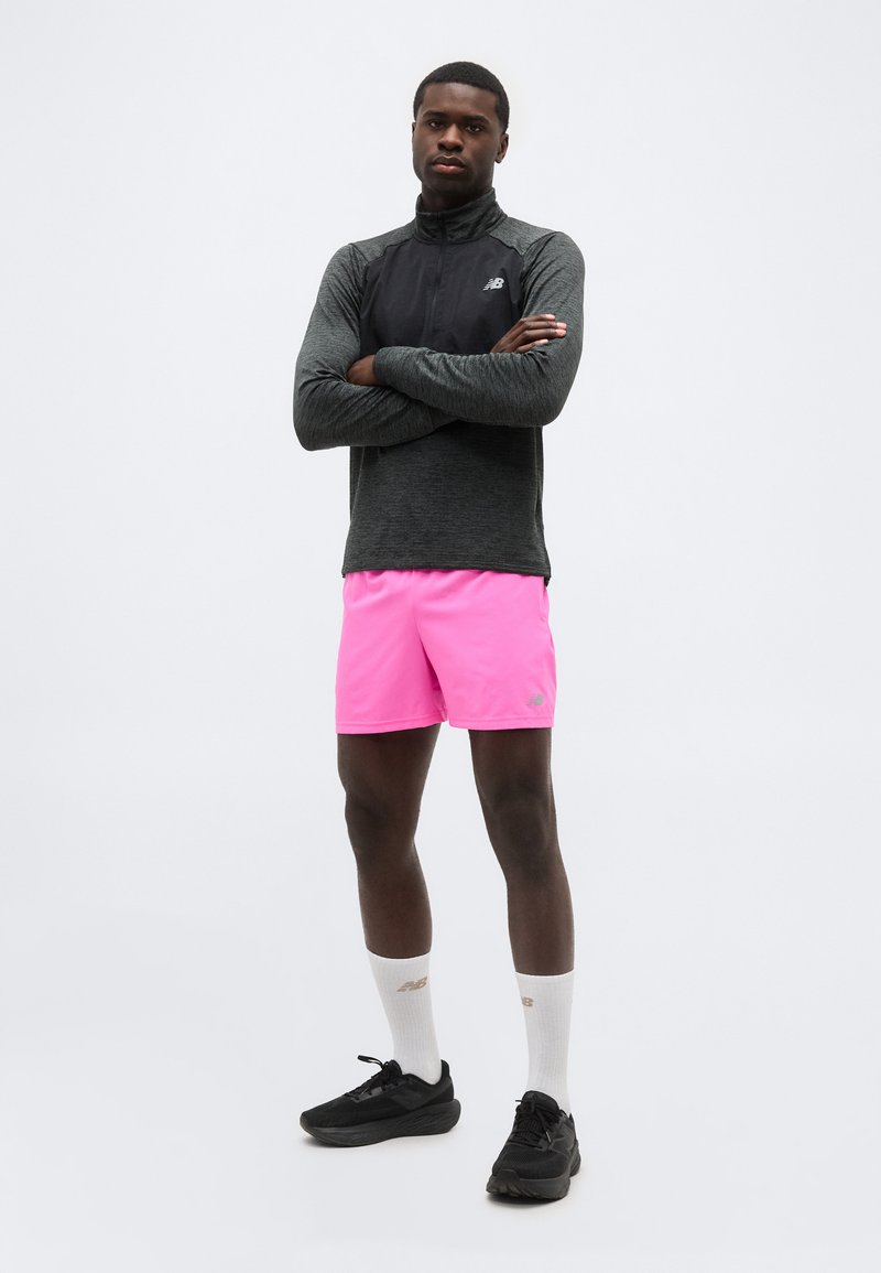 New Balance SPORT ESSENTIAL - Šortky - pink heat/slate grey
