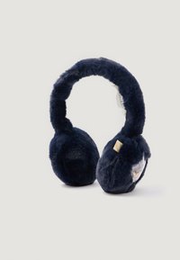 Cuffie in peluche blu navy con una texture morbida e pelosa; padiglioni auricolari ovali; arco imbottito; piccolo dettaglio di branding su un padiglione.