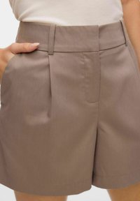 Vero Moda VMNILA  NOOS - Shorts - moon rock