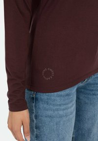 camel active MIT ROLLKRAGEN - Longsleeve - plum