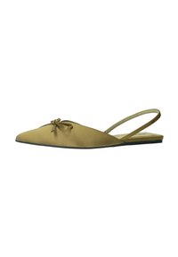 Chaussure plate à talon ouvert en vert olive, avec un bout pointu, tige en tissu avec un détail en nœud, et une semelle en caoutchouc noir basse.