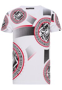 Weißes Baumwoll-T-Shirt mit grafischen, kreisförmigen Mustern in Schwarz und Rot, einem geometrischen Design und kontrastierenden grauen und roten Streifen.