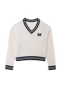 Weißer, strukturierter, kurzer Pulli mit V-Ausschnitt, der schwarze gestreifte Rippbündchen am Kragen und Saum sowie ein gesticktes schwarzes "M"-Logo aufweist.