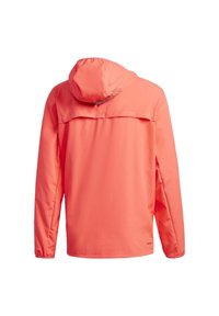 Koralli tuuletin takki hupulla, pitkät hihat ja sileä, kevyt kangas. Sisältää taka-aukon hengittävyyden parantamiseksi.