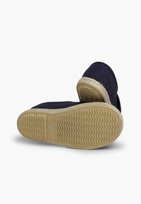 Pisamonas - Espadryle