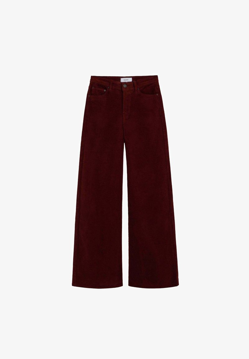 Pantalones de pana burdeos de pernera ancha con bolsillos frontales, cierre de botones y un diseño de cintura alta. Textura suave y silueta recta.